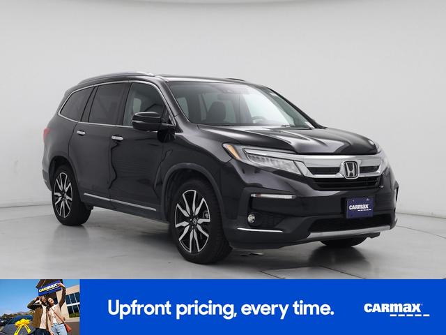 Photo of 2019 Black Honda Pilot