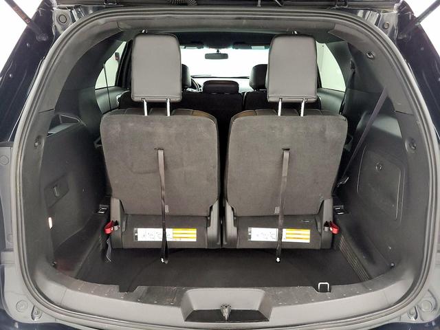 Photo of 2014 Green Ford Explorer
