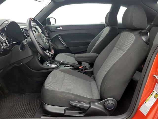 Photo of 2017 Orange Volkswagen Beetle
