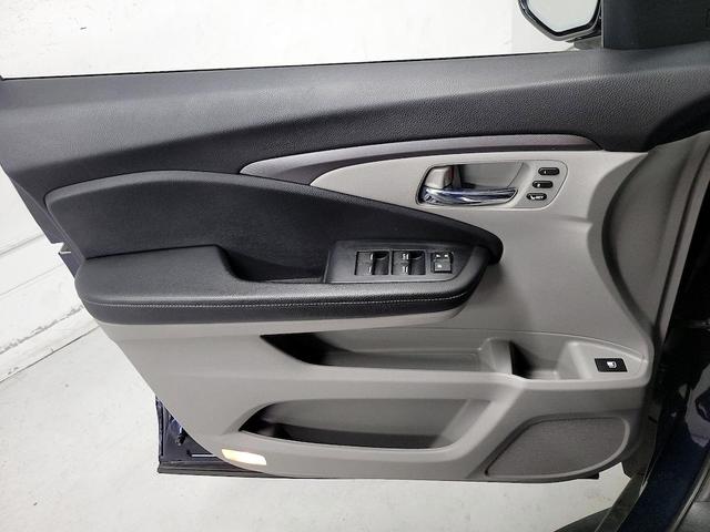 Photo of 2021 Blue Honda Ridgeline
