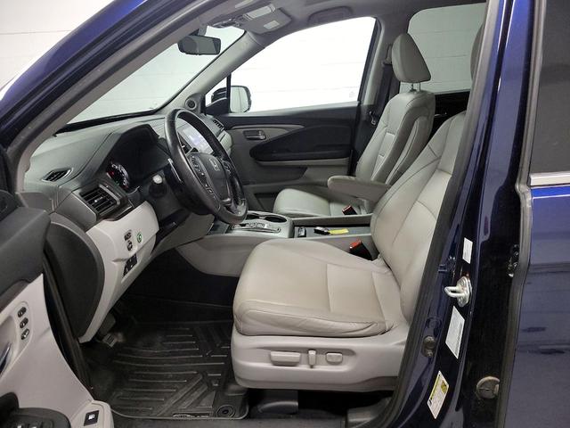 Photo of 2021 Blue Honda Ridgeline