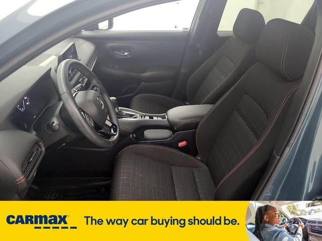 Photo of 2023 Gray Honda HR-V