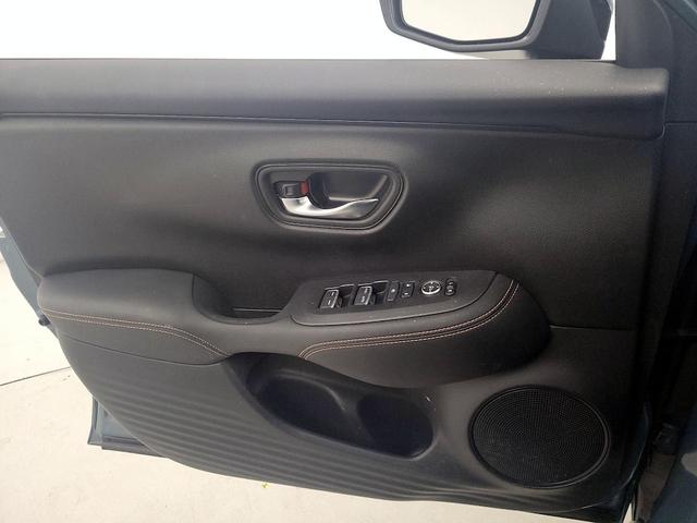 Photo of 2023 Gray Honda HR-V