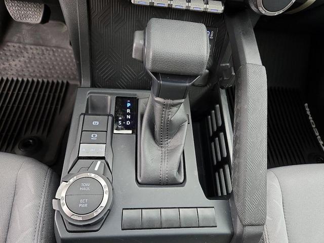 Photo of 2024 Black Toyota Tacoma