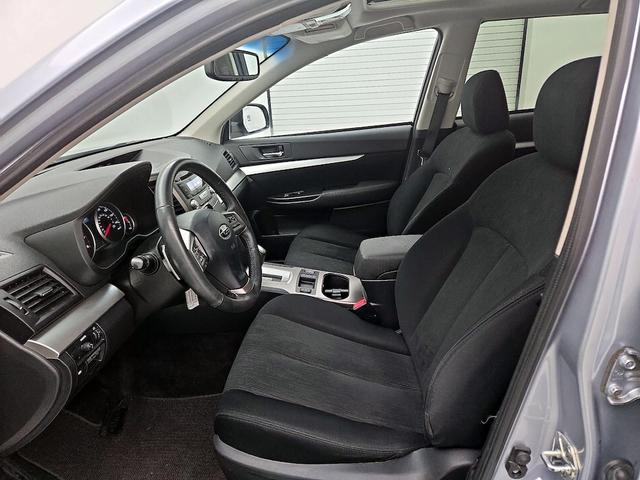 Photo of 2013 Silver Subaru Outback
