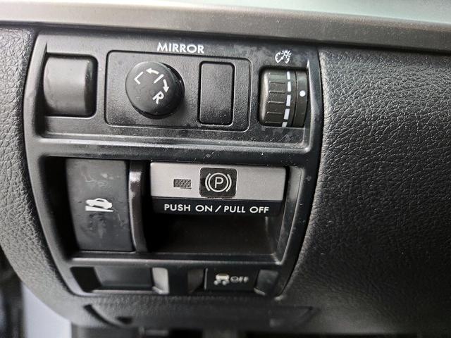 Photo of 2013 Silver Subaru Outback