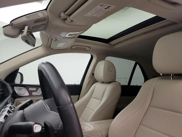 Photo of 2020 White Mercedes-Benz GLE 350