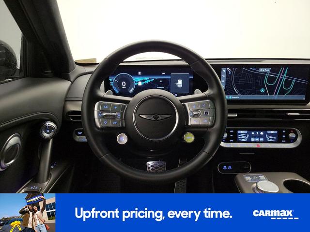 Photo of 2023 Gray Genesis GV60
