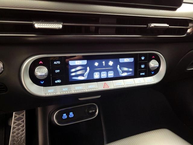 Photo of 2023 Gray Genesis GV60