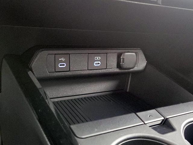 Photo of 2024 Black Toyota Prius Prime