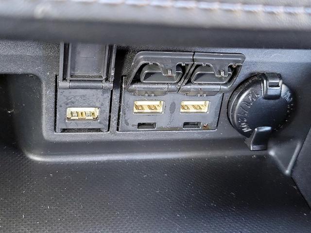 Photo of 2021 Gray Toyota Highlander