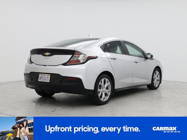 Photo of 2017 Silver Chevrolet Volt