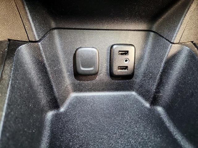 Photo of 2017 Silver Chevrolet Volt