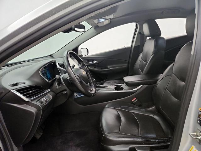 Photo of 2017 Silver Chevrolet Volt