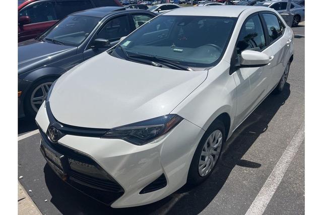 Photo of 2019 Super White Toyota Corolla
