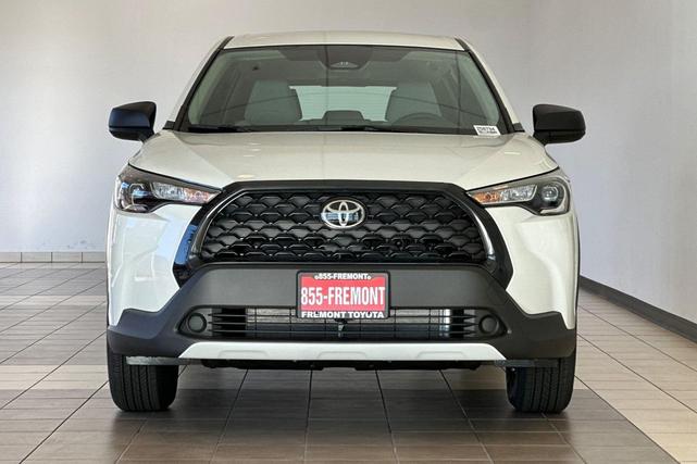Photo of 2025 Pearl Toyota Corolla Cross