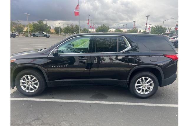 Photo of 2020 Mosaic Black Metallic Chevrolet Traverse