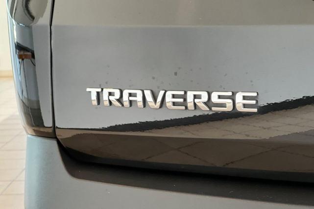 Photo of 2020 Mosaic Black Metallic Chevrolet Traverse
