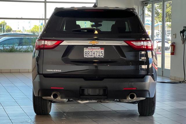 Photo of 2020 Mosaic Black Metallic Chevrolet Traverse