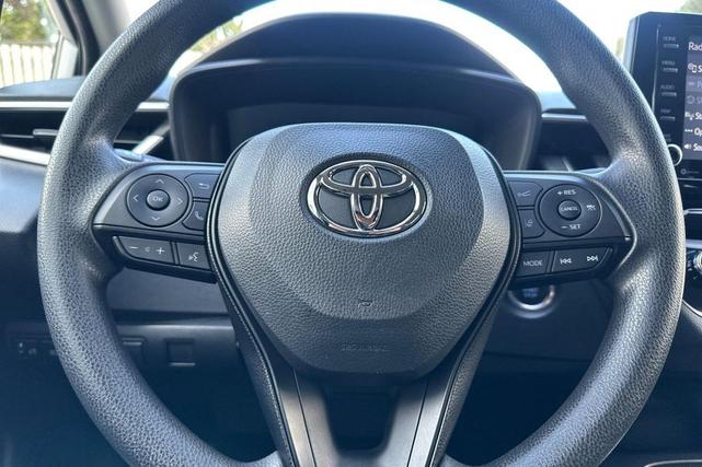 Photo of 2022 Classic Silver Metallic Toyota Corolla