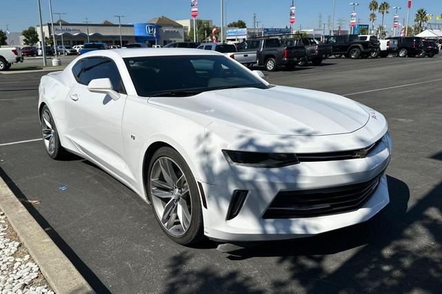 Photo of 2017 Summit White Chevrolet Camaro