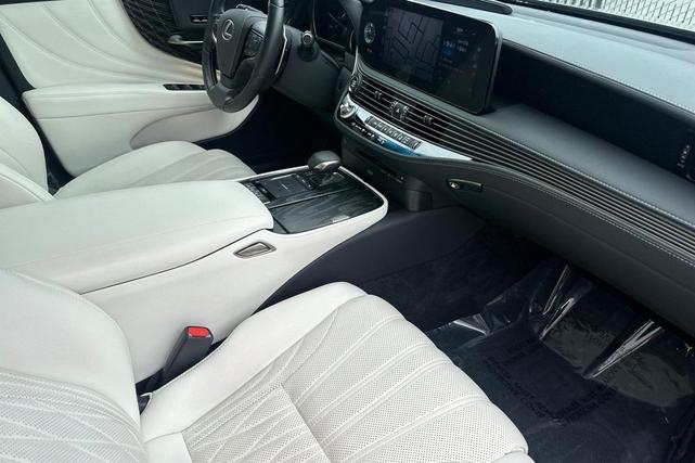 Photo of 2022 Manganese Luster Lexus LS 500