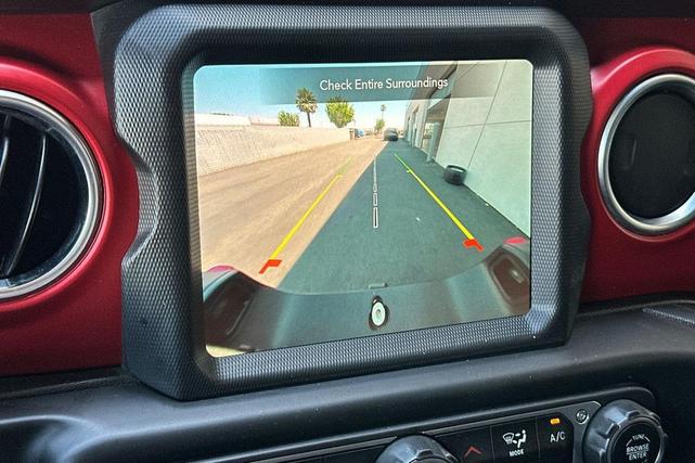 Photo of 2023 Black Clearcoat Jeep Gladiator