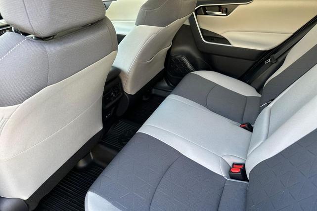 Photo of 2025 Silver Sky Metallic Toyota RAV4