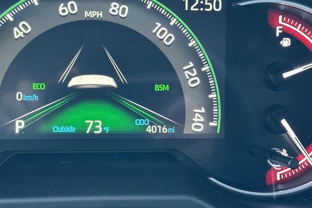 Photo of 2024 Silver Sky Metallic Toyota RAV4
