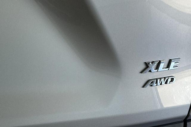 Photo of 2024 Silver Sky Metallic Toyota RAV4