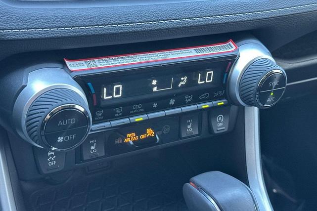 Photo of 2024 Silver Sky Metallic Toyota RAV4