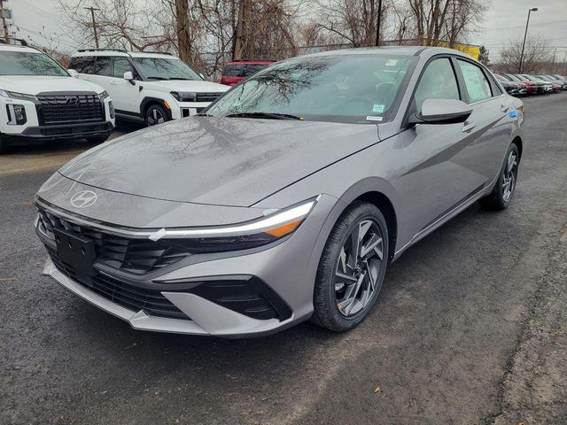 Photo of 2025 Fluid Metal Hyundai ELANTRA HEV