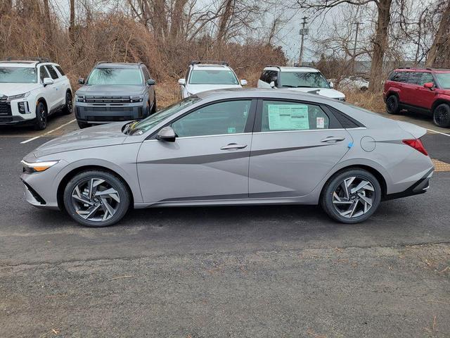 Photo of 2025 Fluid Metal Hyundai ELANTRA HEV
