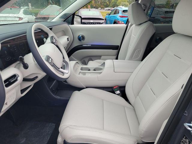 Photo of 2026 Creamy White Pearl Hyundai PALISADE