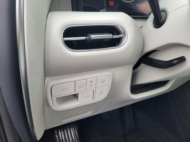 Photo of 2026 Creamy White Pearl Hyundai PALISADE