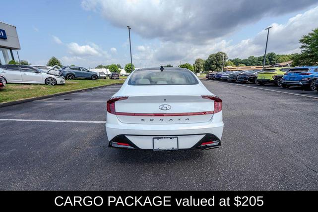 Photo of 2023 Serenity White Hyundai SONATA