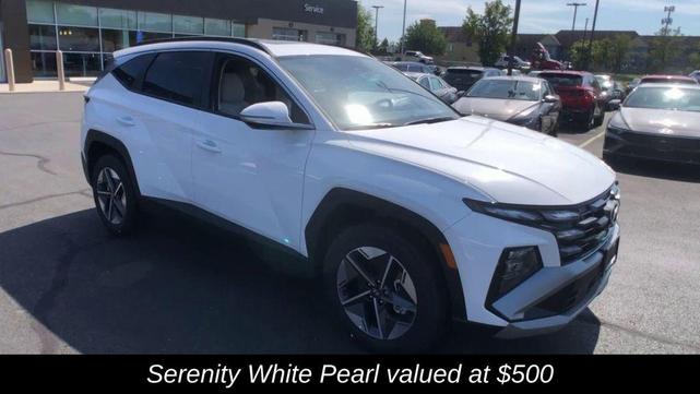 Photo of 2025 Serenity White Pearl Hyundai TUCSON