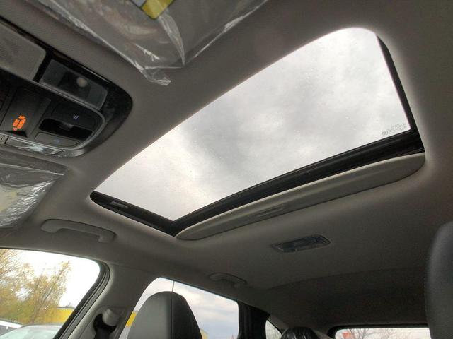Photo of 2025 Shimmering Silver Hyundai TUCSON