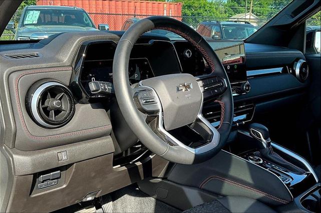 Photo of 2024 Summit White Chevrolet Colorado