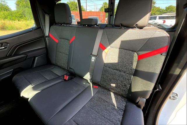 Photo of 2024 Summit White Chevrolet Colorado