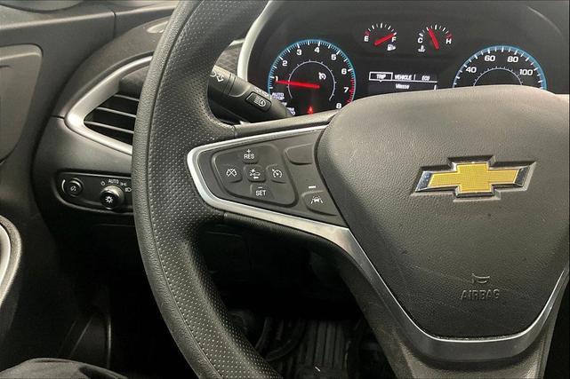 Photo of 2023 Summit White Chevrolet Malibu