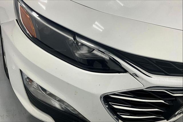 Photo of 2023 Summit White Chevrolet Malibu