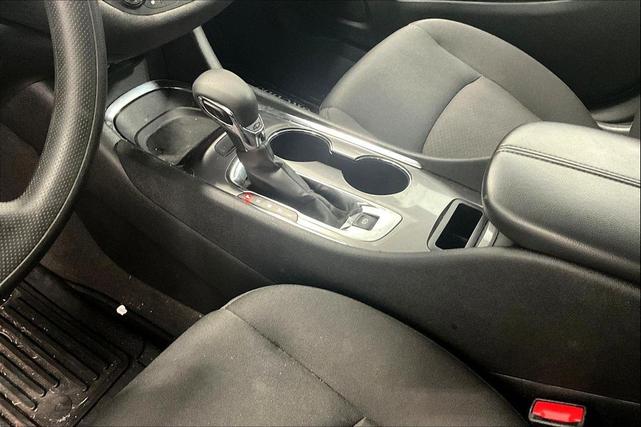 Photo of 2023 Summit White Chevrolet Malibu