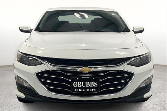 Photo of 2023 Summit White Chevrolet Malibu