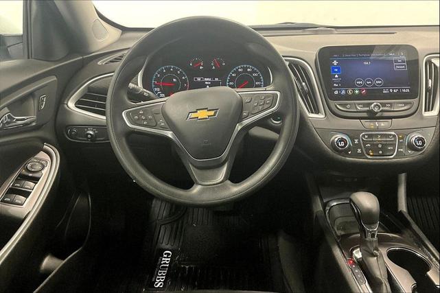 Photo of 2023 Summit White Chevrolet Malibu