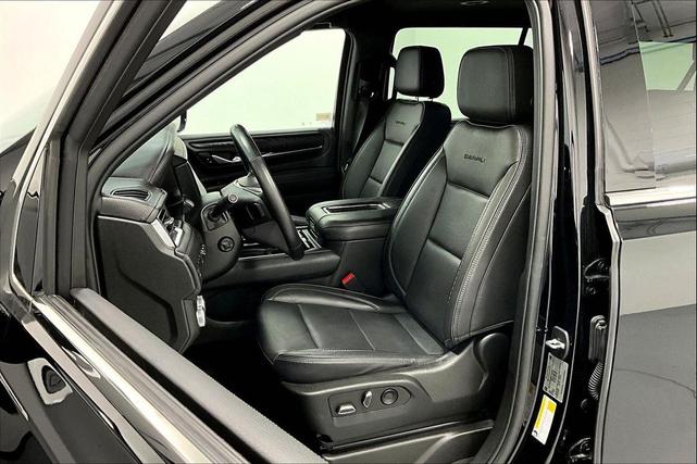 Photo of 2022 Onyx Black GMC Yukon XL