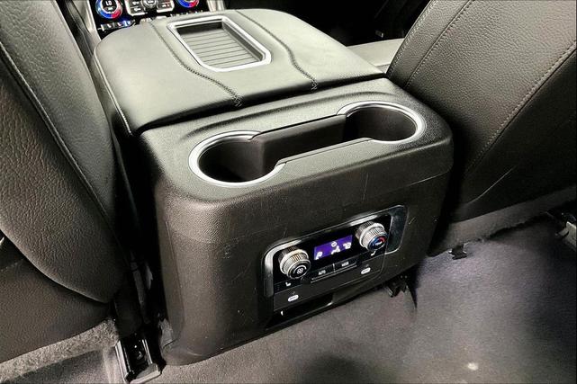 Photo of 2022 Onyx Black GMC Yukon XL