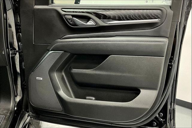 Photo of 2022 Onyx Black GMC Yukon XL