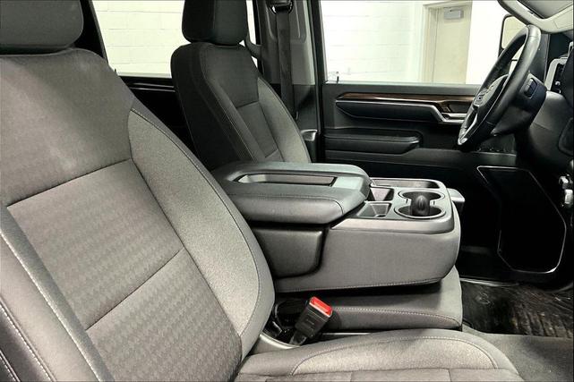Photo of 2024 Summit White Chevrolet Silverado 2500