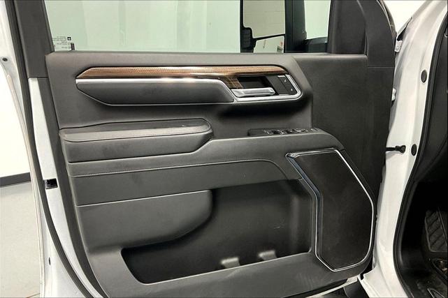 Photo of 2024 Summit White Chevrolet Silverado 2500